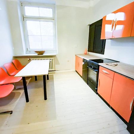 Alte Schule Gaestehaus - Fraeulein Apartment Бітбург Екстер'єр фото